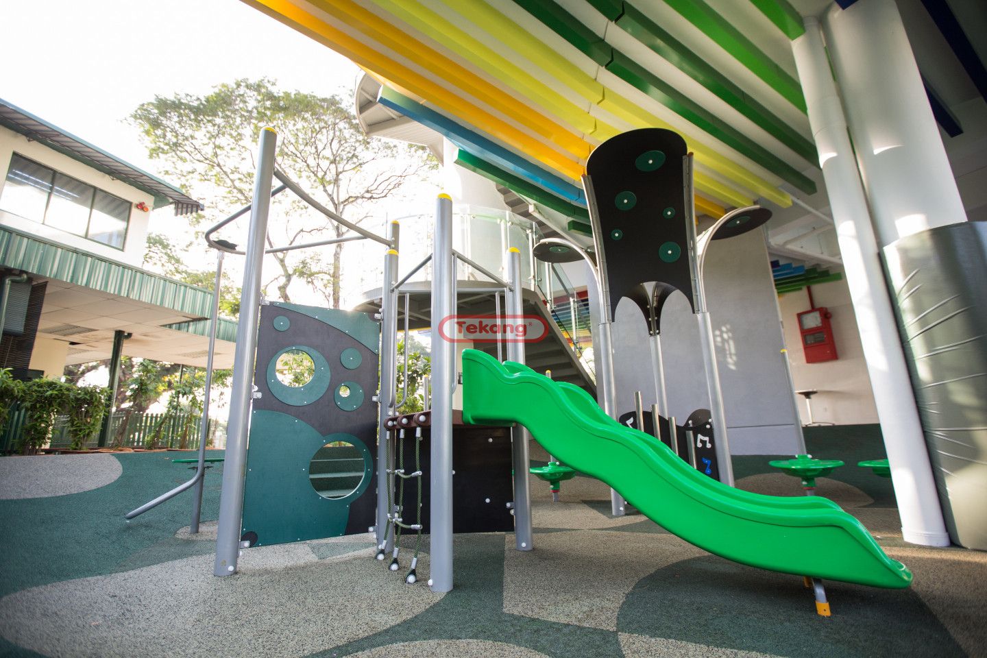 幼兒園大型玩具滑梯報價(jià)
