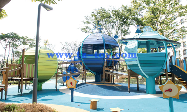 室外大型組合滑梯