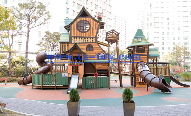 室外大型組合滑梯