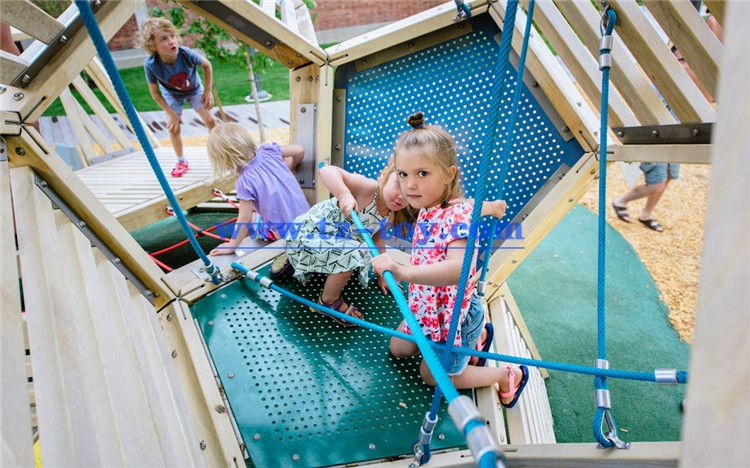 露天游樂(lè )場(chǎng)設備 露天游樂(lè )場(chǎng)設備